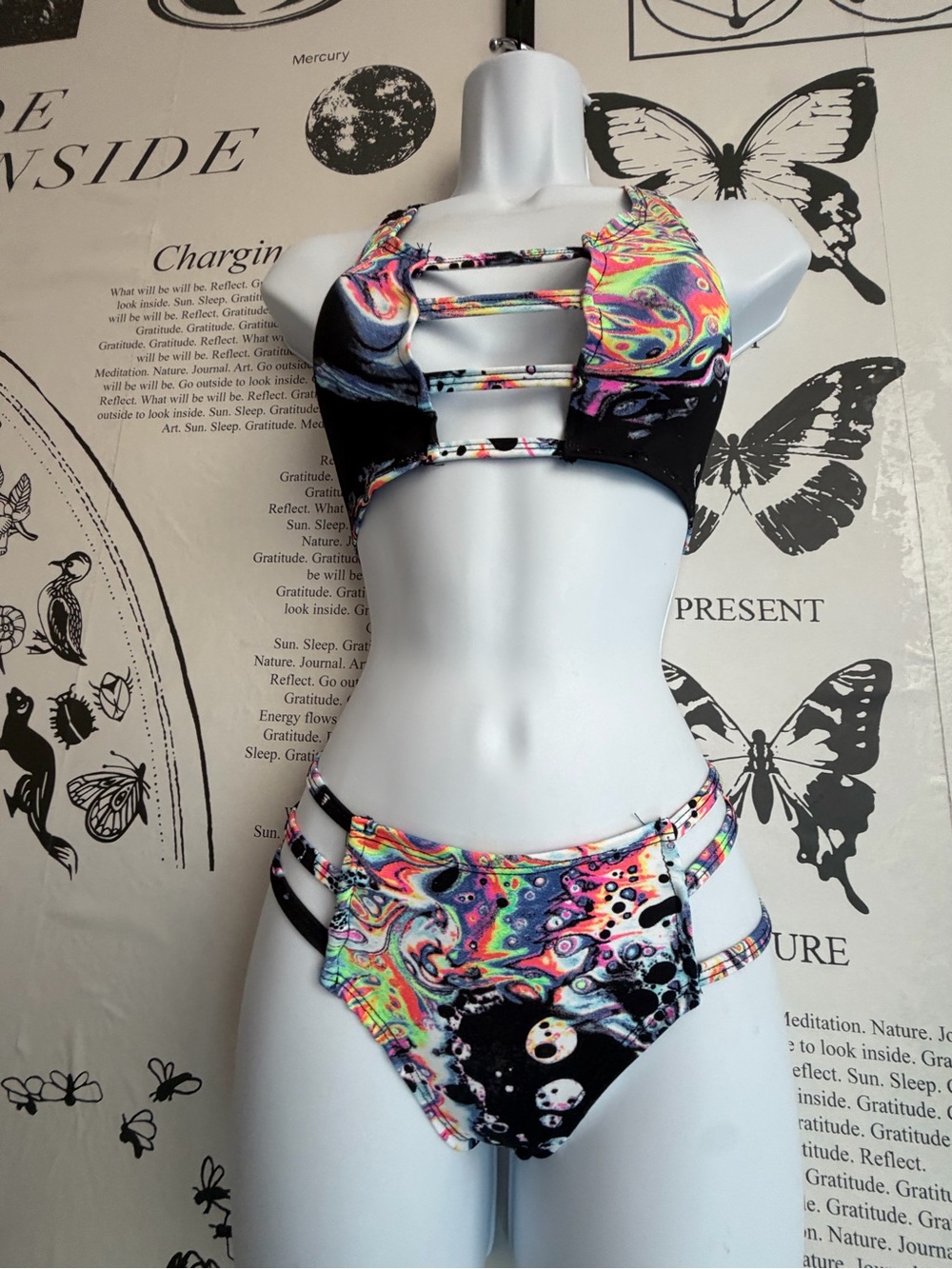 RAVE CIRCUS TWO PIECE SET
